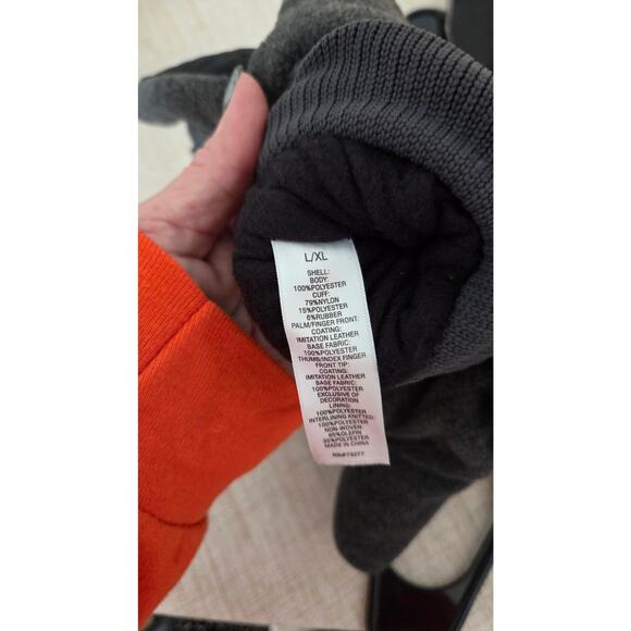 Unisex Gray Fleece Winter Gloves L/XL Warm Cold Weather Snow Outdoor - Picture 3 of 3